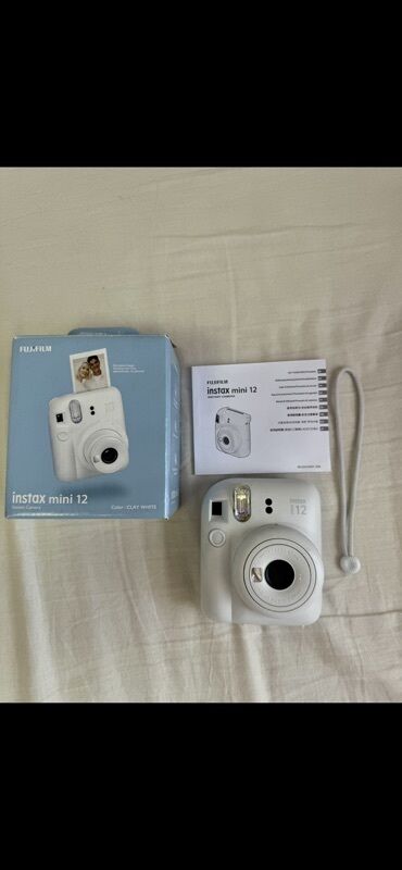 купить instax mini 12: Продаю Fujifilm Instax Mini 12. В комплекте идет инструкция и
