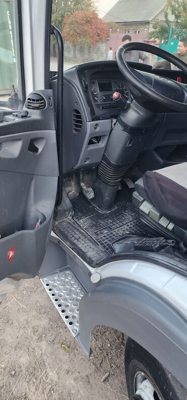 грузовой atego: Жүк ташуучу унаа, Mercedes-Benz, Дубль, 7 т, Жаңы