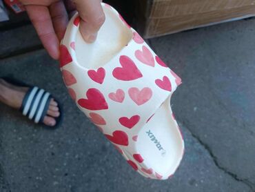 papuce za zimu: Fashion slippers