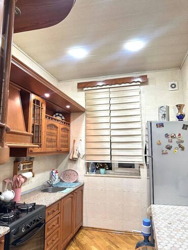 Uzunmüddətli kirayə mənzillər: Nərimanov metrosu Neptun marketin yanınında mənzil kirayə verilir — 14