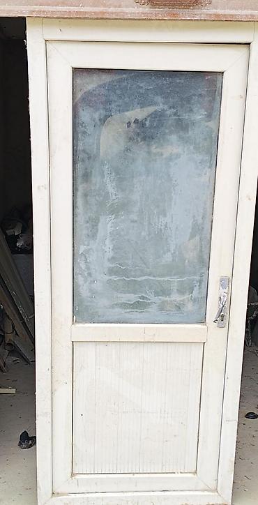plastik ayna qapi: Plastik (PVC) giriş qapısı - Material: ağ rəngli PVC profil - Dizayn — 2