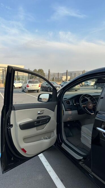 Kia: Kia Carnival: 2020 г., 2.2 л, Автомат, Дизель, Минивэн — 6