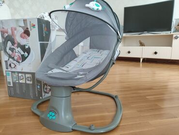 шезлонги для новорожденных: Masstera 3-ü 1‑də elektrikli beşik/sallanan kreslo - Rəng: boz-yaşıl
