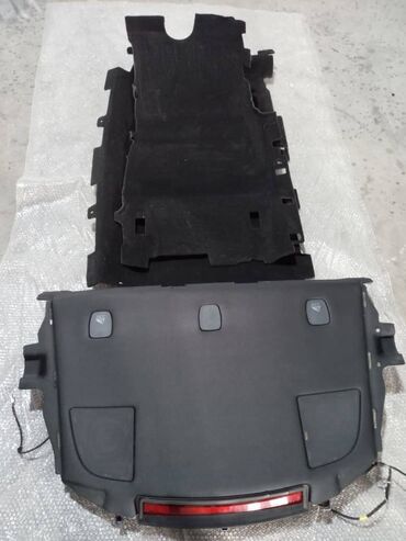 Krılolar: Sağ arxa, model 3, 2023 il, ABŞ, Ünvandan götürmə — 2