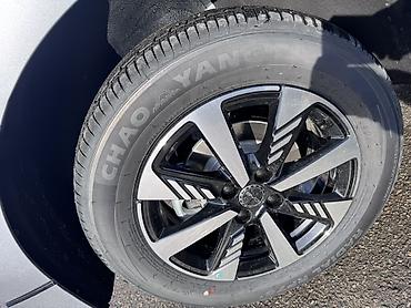 BYD: BYD E2: 2025 г., Вариатор, Электромобиль, Хэтчбэк — 11