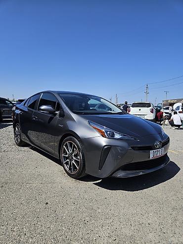 byd e6: Toyota Prius: 2022 г., 1.8 л, Автомат, Гибрид, Лифтбек — 1