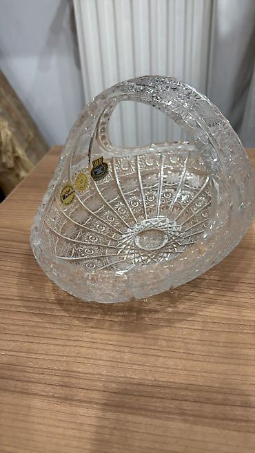 Süfrə aksesuarları: Kəpənək formalı şüşə/kristal səbət qab Material: qalın şüşə – kəsim — 2