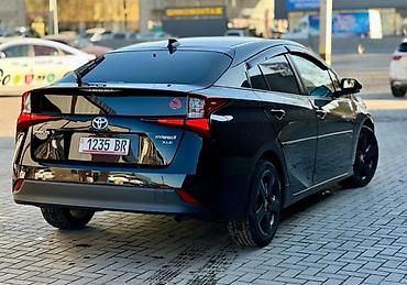Toyota Prius: 2020 г., 1.8 л, Вариатор, Гибрид, Хэтчбэк — 3