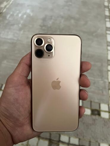 Apple iPhone: IPhone 11 Pro, Б/у, 64 ГБ, Matte Gold, Зарядное устройство, Защитное стекло, 79 %