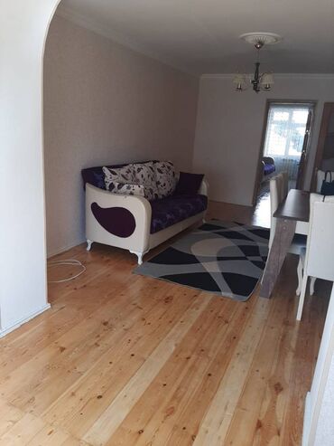 Uzunmüddətli kirayə mənzillər: Qarayev metrosuna 1 dəq məsafədə 5/3 mərtəbə təmirli ev uzunmüddətli — 10