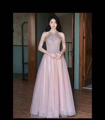 корейское платье: Вечернее платье, Пышное, Длинная модель, Без рукавов, Открытая спина, M (EU 38)