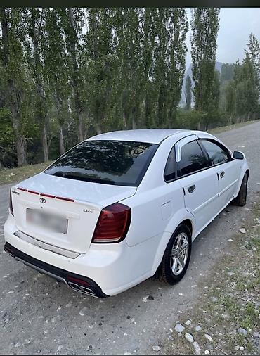 матор д 4: Daewoo Lacetti: 2004 г., 1.5 л, Механика, Бензин, Седан — 1