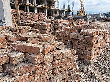 Кирпич керамический б/разбора (демонтаж старой кладки) продам речной