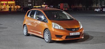ремень хонда фит: Продается автомобиль Honda Fit в оранжевом цвете. Компактный хэтчбек с