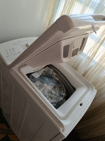 бу запчасти для стиральных машин: Стиральная машина Whirlpool, Б/у, Автомат, До 6 кг, Компактная
