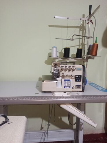 швейная машинка baoyu: 5-нитка, В наличии, Самовывоз