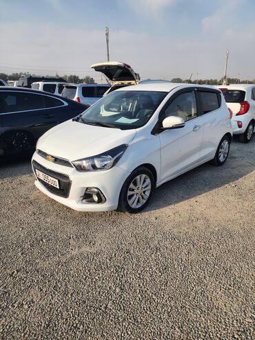 машины в кредит без первоначального взноса: Chevrolet Spark: 1 л, Автомат, Бензин, Хетчбек