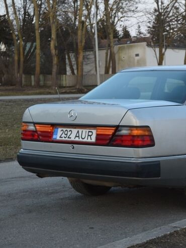 ланкузер прадо: Другой вид стоп-сигнала Mercedes-Benz 1992 г., Б/у, Оригинал, Германия