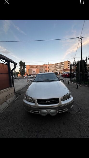 Toyota: Toyota Camry: 2000 г., 2.2 л, Автомат, Газ, Седан