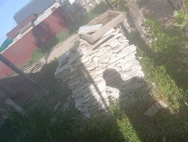 рюкзак даром: Баасы келишим турдо сүйлөшөбүз портерге батат Промор таш ! at lalafo.kg рюкзак даром: Баасы келишим турдо сүйлөшөбүз портерге батат Промор таш !