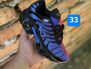 Patike: 2850 din na lalafo.rs — 21 Patike: 2850 din — 21