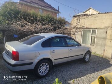 Volkswagen: Volkswagen Passat: 2000 г., 1.6 л, Механика, Бензин, Седан