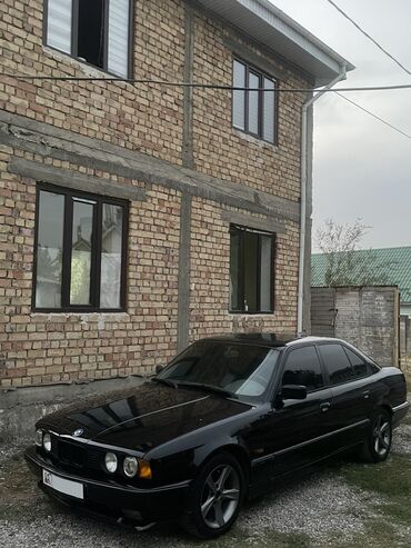 срочно продаю нужны деньги очень срочно: BMW 5 series: 1993 г., 2 л, Механика, Бензин, Седан
