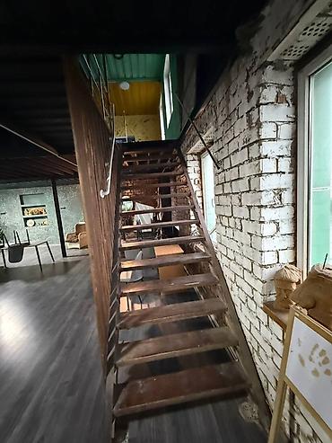 Продажа помещений свободного назначения: Продается коммерческое помещение 4 этажа, 450 м2 1-2 этажа швейный — 14