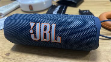 Stəkanlar: JBL Kolonka, Növ - Portativ, rəng - Göy