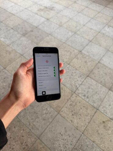 Apple iPhone: IPhone 7, 32 GB, Qara, Barmaq izi — 6