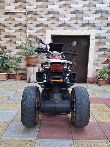 uşaq maşnı: Uşaq üçün elektrikli üçtəkərli motosiklet (adventure tərzi) - Korpus — 8