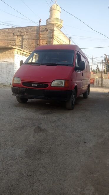 Прицепы для грузового транспорта: Ford Transit yük mikroavtobusu – qapalı, uzun kuzov və yüksək dam -