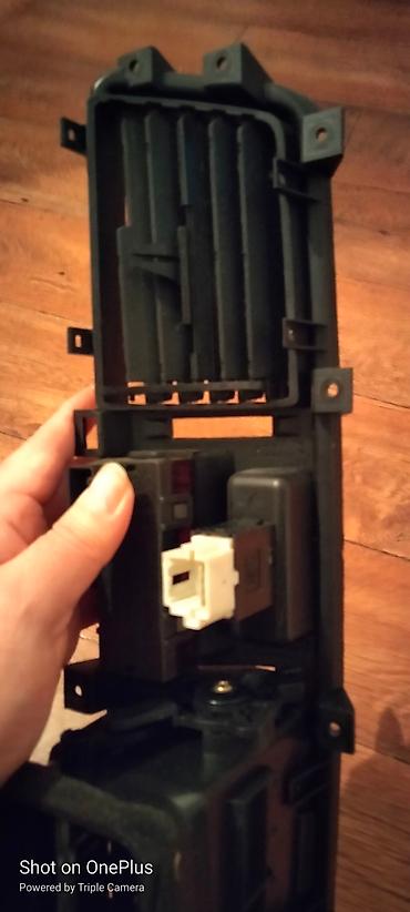 Дефлекторы воздуховодов: Дефлектор воздуховода Mitsubishi 2006 г., Б/у, Оригинал — 10