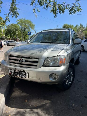 состояние хорошое: Toyota Highlander: 2004 г., 3.3 л, Автомат, Бензин, Кроссовер