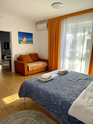 обмен классом выше: 3 бөлмө, Менчик ээси, Толугу менен эмереги бар