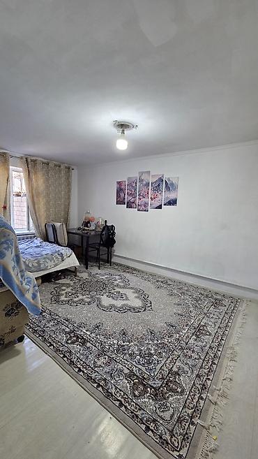 Продажа коттеджей и домов: ⚠️Срочно продаётся Дом 📍Ак- Ордо 1 📍Ахунбаева/ Алыкулова ✔️Дом 75м² — 6