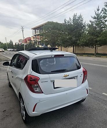 Chevrolet: Chevrolet Spark: 2015 г., 1 л, Вариатор, Бензин, Хэтчбэк at lalafo.kg — 3 Chevrolet: Chevrolet Spark: 2015 г., 1 л, Вариатор, Бензин, Хэтчбэк — 3