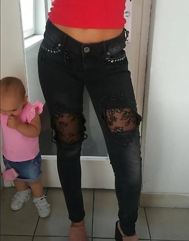 Ženske skinny farmerke Vel 26 – crne, sa dekorativnim čipkanim na lalafo.rs Ženske skinny farmerke Vel 26 – crne, sa dekorativnim čipkanim