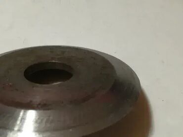 Ostali uređaji: Kružni nož 75mm, debljina 4mm, rupa 20mm Kruzni noz Precnik 75mm — 15