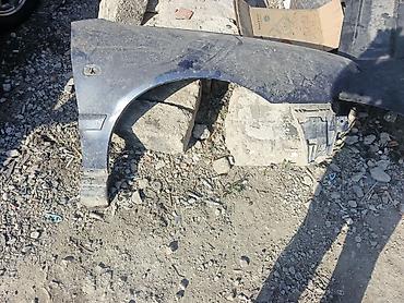 w210 krilo: Audi a4b5 üçün ön sağ/sol palçıqkəsmə (qanad) ehtiyat hissəsi. - — 1