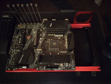 Sərt disklər (HDD): Open Air Keys RED

+ MSI B550 PRO plata - 255AZN