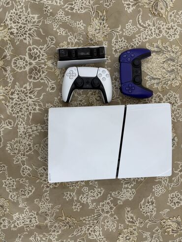 мониторы 23 23.9: Игровая консоль PlayStation 5 Продаю PlayStation 5 (Цифровая версия)