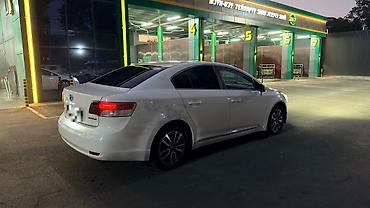 range over: Toyota Avensis: 2009 г., 2 л, Вариатор, Бензин, Седан — 4