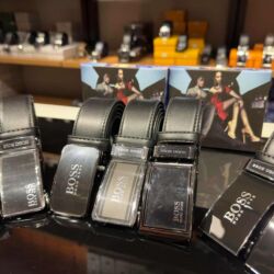 Kape i aksesoari: Kaiševi od kože
Cena:3100 din

100% koža — 12