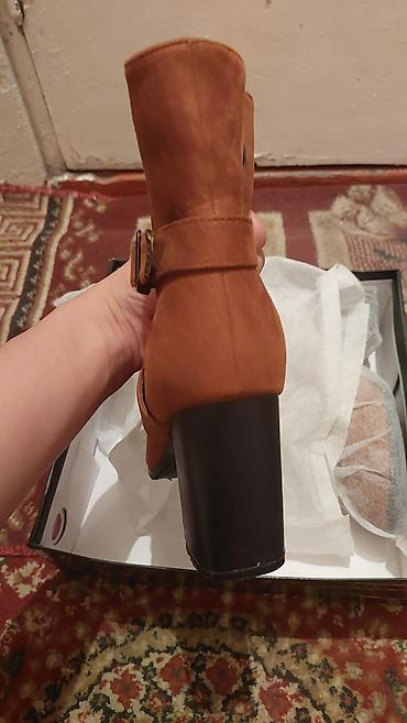 бут киим: Батинкелер, 38, 4F, Жаңы, түсү - Күрөң, Өзү алып кетүү, Акысыз жеткирүү, Акылуу жеткирүү — 2