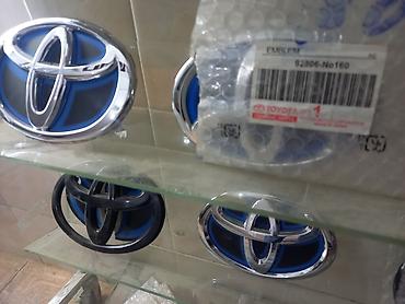 парктронники: Решетка радиатора Toyota 2018 г., Новый, Оригинал — 1