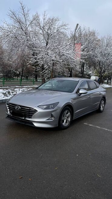 Hyundai: Hyundai Sonata: 2019 г., 2 л, Робот, Газ, Седан