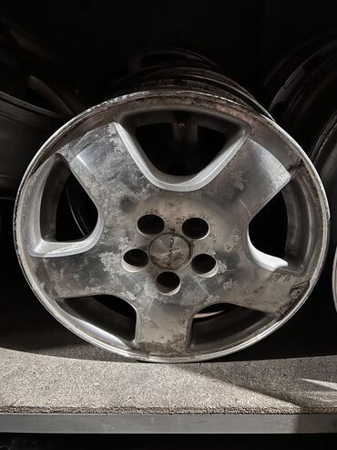 для кузовного ремонта: Куйма Дисктер R 15 Subaru, Комплект, тешиктери - 5, Колдонулган