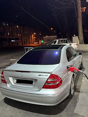 ambians isiq: Mercedes-Benz E 240: 2.6 l | 2003 il Sedan — 3