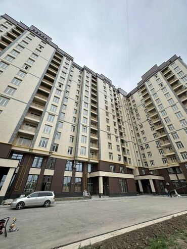 срочно продаётся 1 комнатная квартира в районе ошского рынка по улице кенсуйская: Срочно продаю 1 комнатную квартиру в доме Бизнес класса!😍 📌Р-н